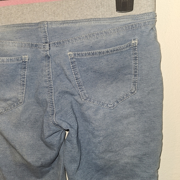 Arizona Girls Elastic Waist Bermuda Shorts Size 14 - Picture 7 of 7